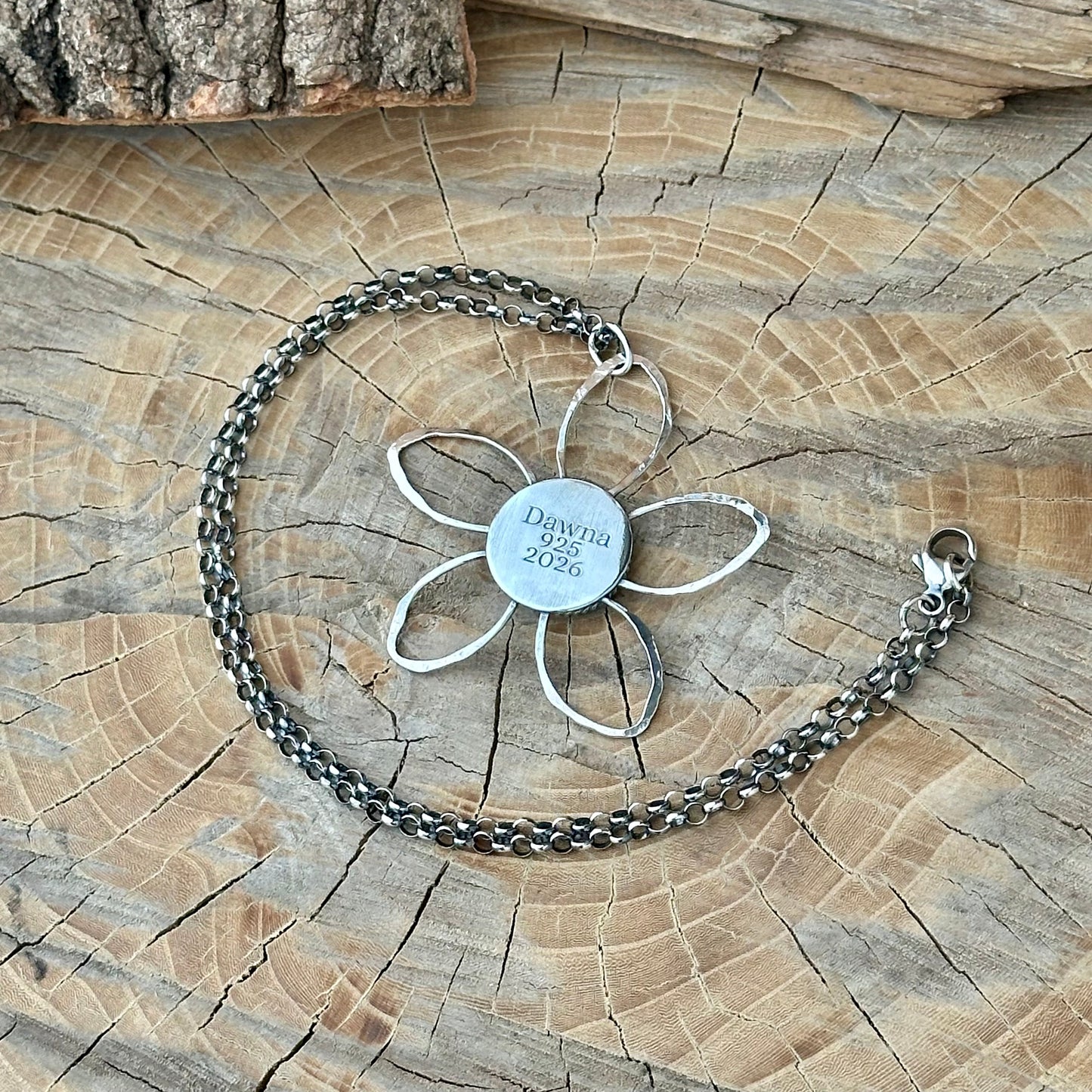Wildflower Necklace Rolo 2