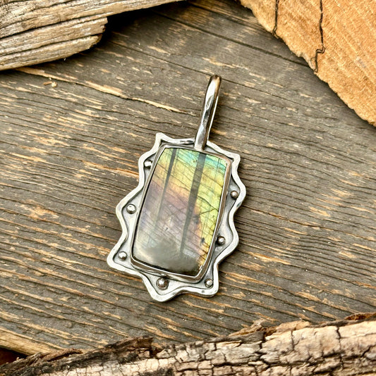 Aurora Pendant