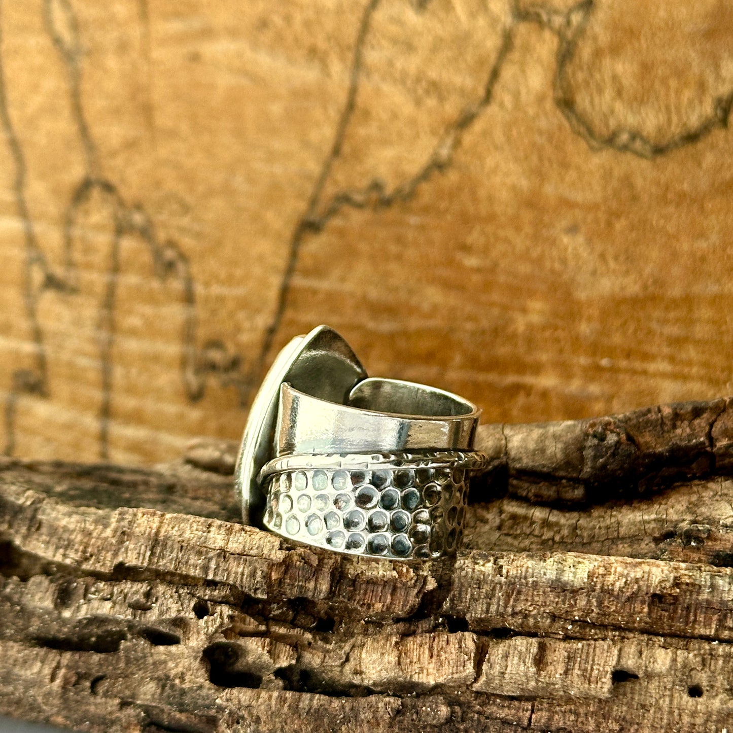 Ammolite RIng