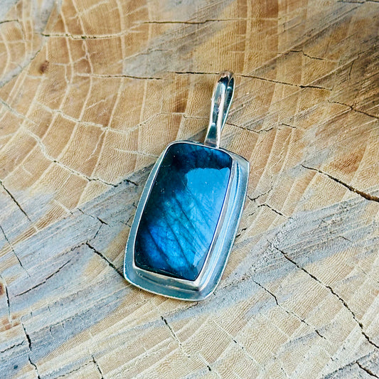 Labradorite Pendant