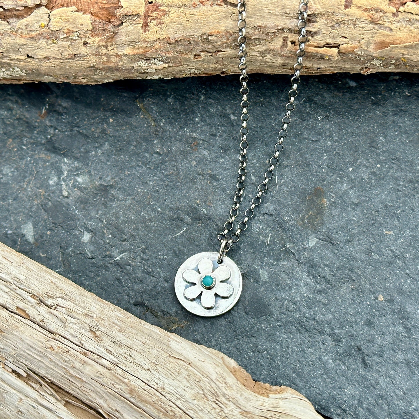 Blooming Daisy Amazonite Necklace