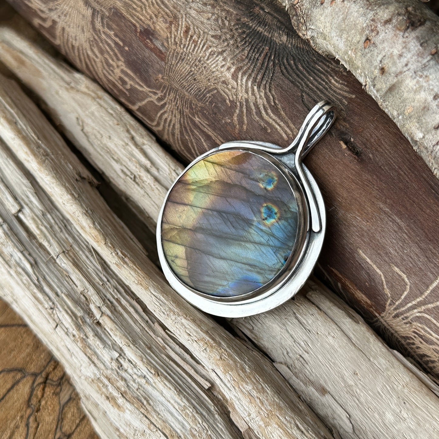 Rainbow Labradorite Pendant