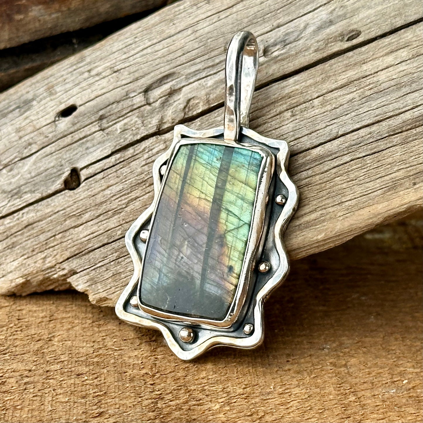 Aurora Pendant