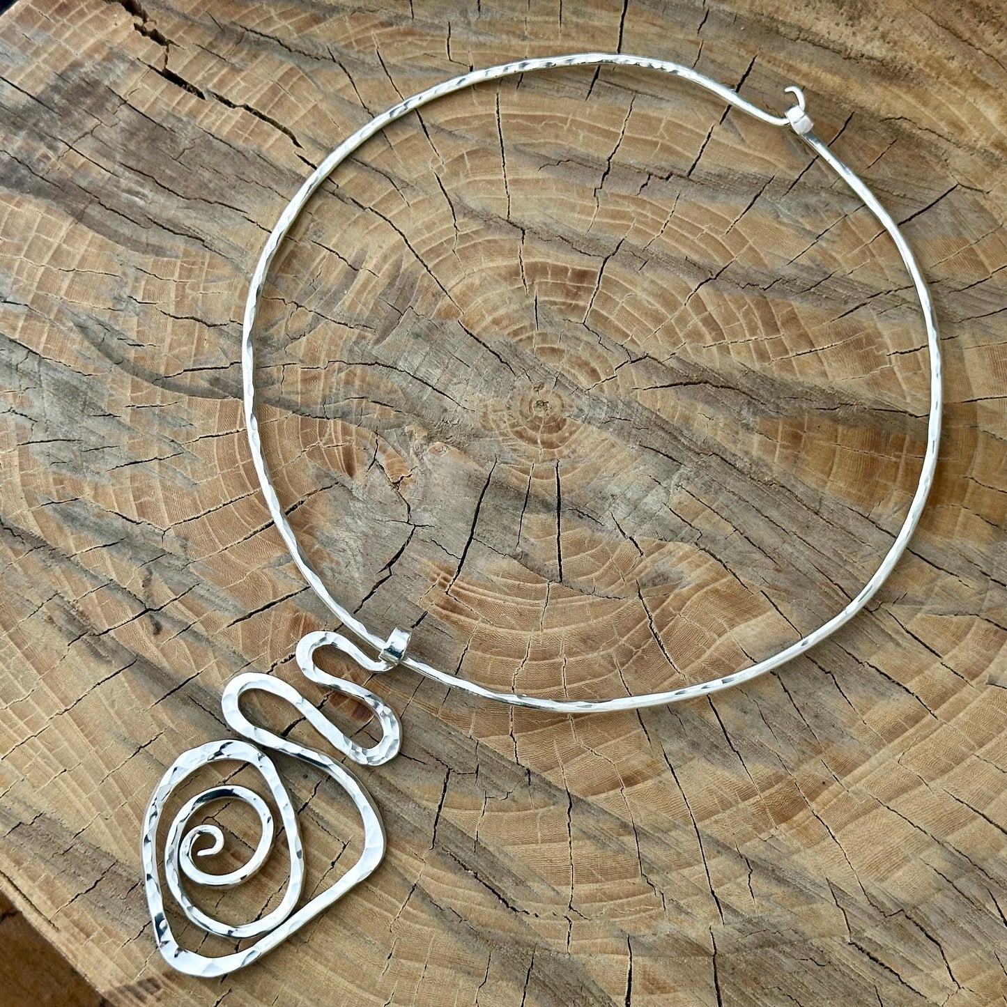 Hammered Collar Necklace